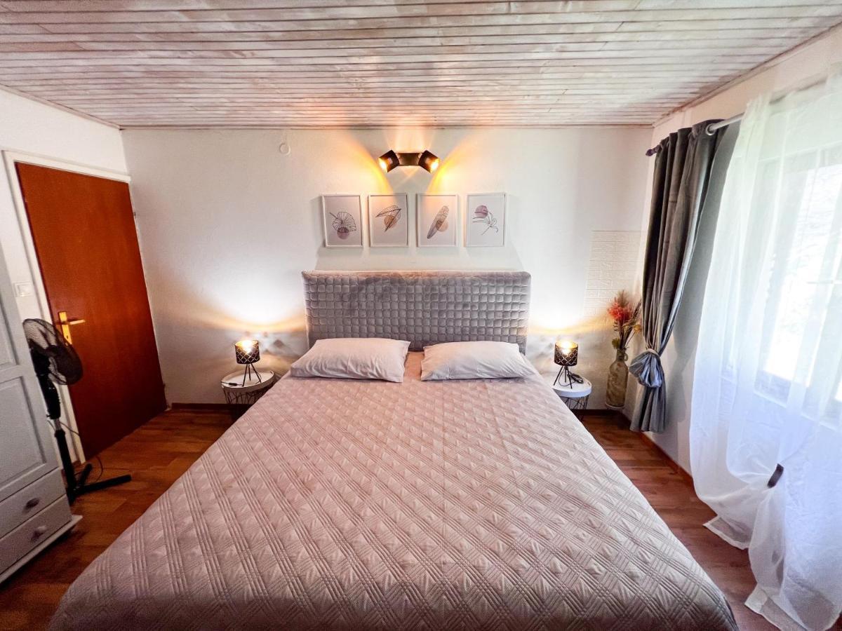 Zastražišće Apartment Cesare 3 מראה חיצוני תמונה