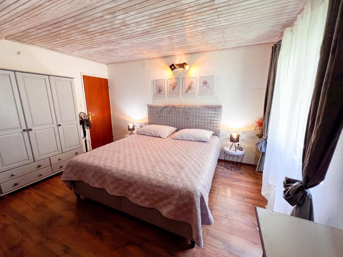 Zastražišće Apartment Cesare 3 מראה חיצוני תמונה